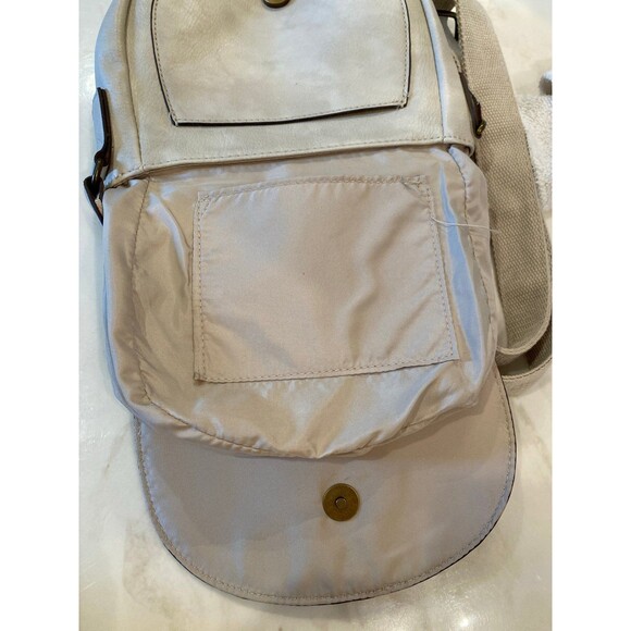 Time And Tru Emery Bag Crossbody Purse  Beige Chain Accent Multiple Pockets - Picture 9 of 12